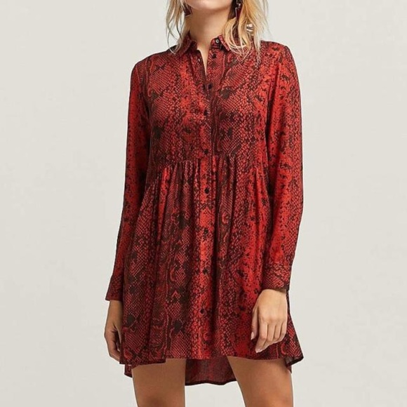 Stradivarius Red Snake Print Mini Shirt Dress Size Small - Picture 2 of 9